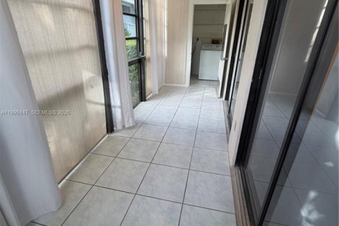 Снять в аренду кондоминиум в Майами, Флорида 2 спальни, 80.82м2, № 2064202 - фото 6