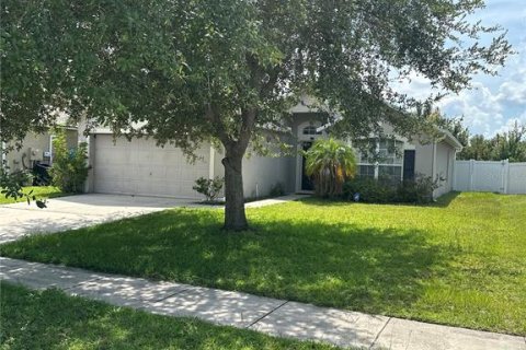 Casa en venta en Kissimmee, Florida, 3 dormitorios, 139.17 m2 № 1835652 - foto 2