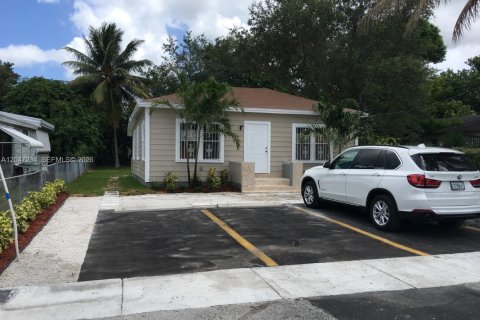Condo in North Miami Beach, Florida, 1 bedroom  № 2268429