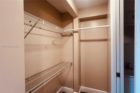 Condo in North Miami Beach, Florida, 1 bedroom  № 2268429 - photo 14