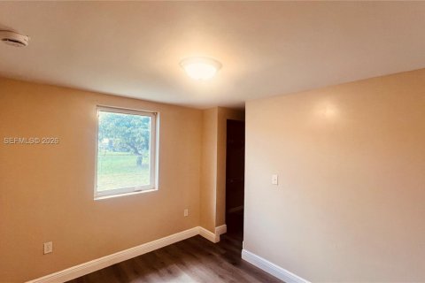 Condo in North Miami Beach, Florida, 1 bedroom  № 2268429 - photo 8