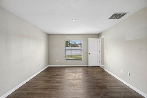 Villa ou maison à vendre à Tampa, Floride: 4 chambres, 179.86 m2 № 2427348 - photo 12