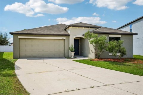 Villa ou maison à Tampa, Floride 4 chambres, 179.86 m2 № 2427348