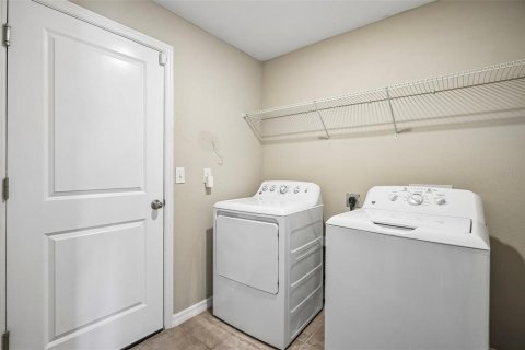 Villa ou maison à vendre à Tampa, Floride: 4 chambres, 179.86 m2 № 2427348 - photo 27