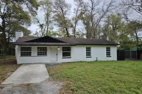 House in Ocala, Florida 4 bedrooms, 112.97 sq.m. № 1851700 - photo 1