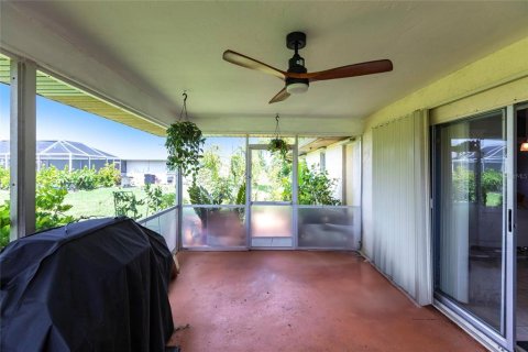 House in Punta Gorda, Florida 2 bedrooms, 122.17 sq.m. № 1907895 - photo 21