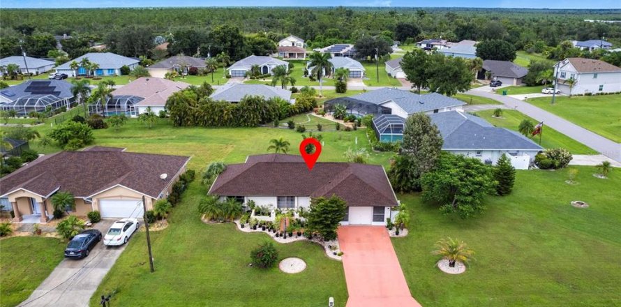 House in Punta Gorda, Florida 2 bedrooms, 122.17 sq.m. № 1907895
