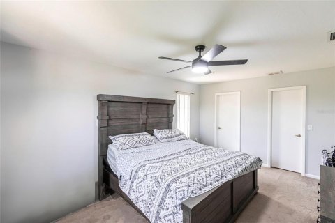 House in Punta Gorda, Florida 2 bedrooms, 122.17 sq.m. № 1907895 - photo 12