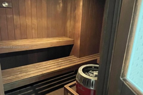 Снять в аренду кондоминиум в Халландейл-Бич, Флорида 1 спальня, 85.93м2, № 1925634 - фото 13