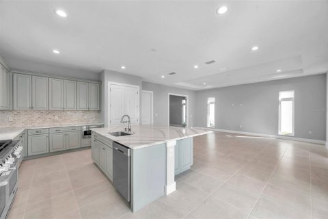 Casa en alquiler en Bradenton, Florida, 4 dormitorios, 375.42 m2 № 1733060 - foto 4