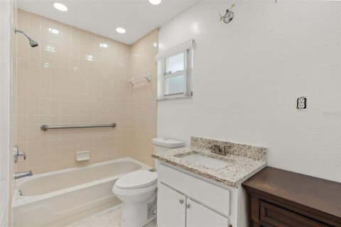 Casa en venta en Kissimmee, Florida, 3 dormitorios, 99.87 m2 № 2345405 - foto 20