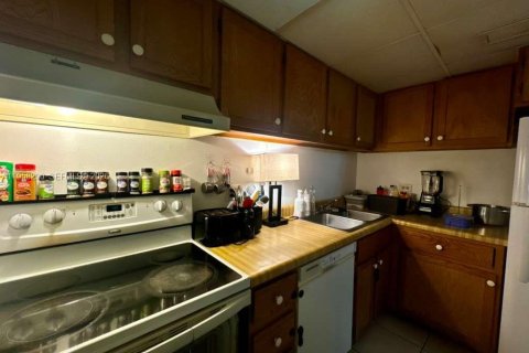 Condominio en venta en Lauderhill, Florida, 1 dormitorio, 74.32 m2 № 2020706 - foto 5