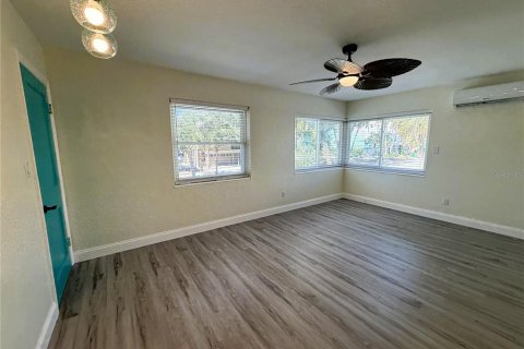 Appartement à louer à Treasure Island, Floride: 1 chambre, 66.89 m2 № 2424352 - photo 6