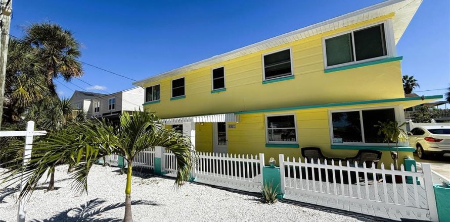 Appartement à Treasure Island, Floride 1 chambre, 66.89 m2 № 2424352