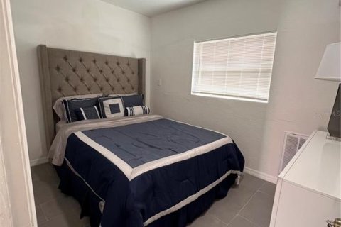Commercial property in Clearwater, Florida 5 bedrooms, 159.79 sq.m. № 2388080 - photo 10