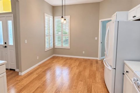 Villa ou maison à louer à Sarasota, Floride: 2 chambres, 162.02 m2 № 2356002 - photo 8