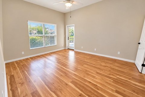 Villa ou maison à louer à Sarasota, Floride: 2 chambres, 162.02 m2 № 2356002 - photo 10
