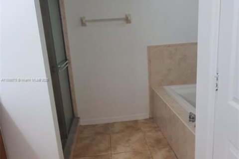 Casa en alquiler en Lehigh Acres, Florida, 4 dormitorios, 150.78 m2 № 1939847 - foto 19