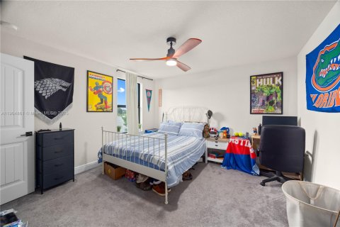 Casa en venta en Tamarac, Florida, 5 dormitorios, 265.7 m2 № 1968560 - foto 30