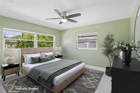 House in Largo, Florida 4 bedrooms, 190.08 sq.m. № 2152216 - photo 22