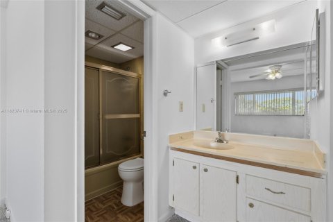 Condominio en venta en Margate, Florida, 2 dormitorios, 86.4 m2 № 1937932 - foto 10