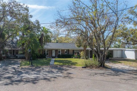 Villa ou maison à vendre à Tampa, Floride: 4 chambres, 250.56 m2 № 1789071 - photo 1