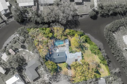 Villa ou maison à vendre à Tampa, Floride: 4 chambres, 250.56 m2 № 1789071 - photo 9