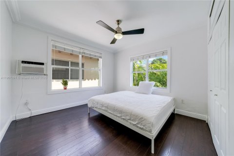 Condominio en venta en Coral Gables, Florida, 29.26 m2 № 2012539 - foto 3