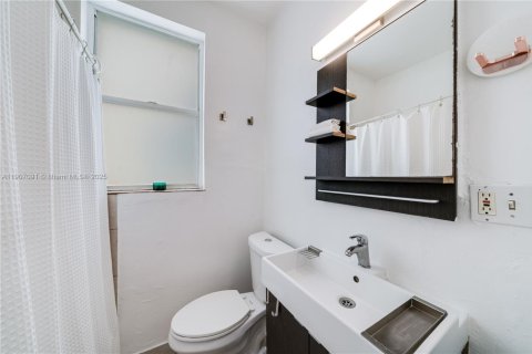 Condominio en venta en Coral Gables, Florida, 29.26 m2 № 2012539 - foto 10