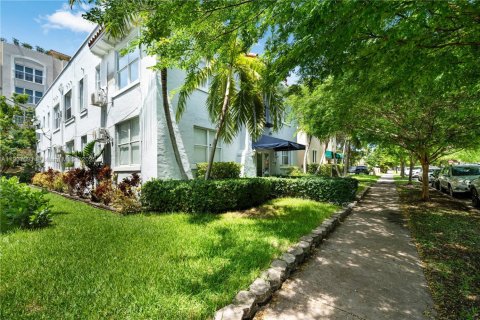 Condominio en venta en Coral Gables, Florida, 29.26 m2 № 2012539 - foto 12