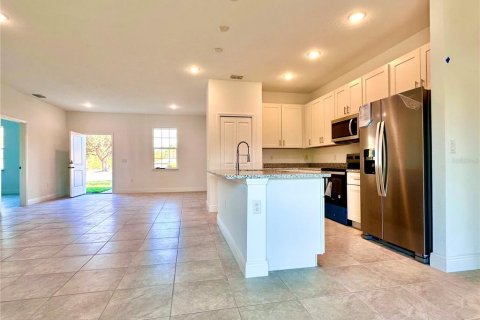 House in Citrus Springs, Florida 4 bedrooms, 169.73 sq.m. № 1829792 - photo 25