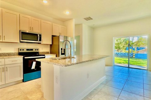 House in Citrus Springs, Florida 4 bedrooms, 169.73 sq.m. № 1829792 - photo 23