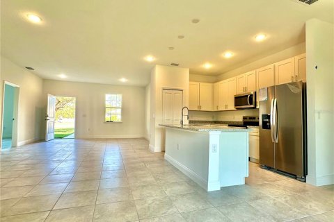 House in Citrus Springs, Florida 4 bedrooms, 169.73 sq.m. № 1829792 - photo 24