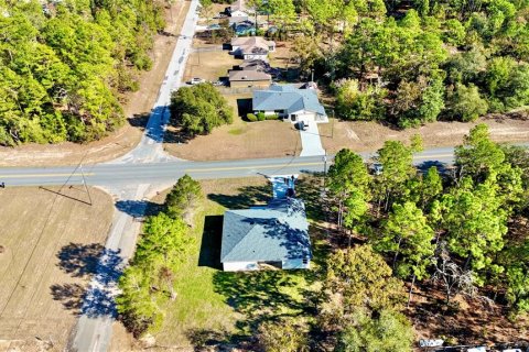 House in Citrus Springs, Florida 4 bedrooms, 169.73 sq.m. № 1829792 - photo 9