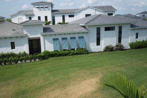 Casa en venta en Bradenton, Florida, 4 dormitorios, 378.02 m2 № 2156429 - foto 24