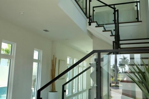 Casa en venta en Bradenton, Florida, 4 dormitorios, 378.02 m2 № 2156429 - foto 17