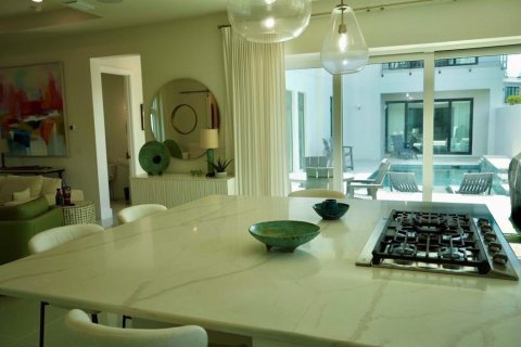 Casa en venta en Bradenton, Florida, 4 dormitorios, 378.02 m2 № 2156429 - foto 12