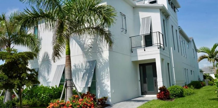 Casa en Bradenton, Florida 4 dormitorios, 378.02 m2 № 2156429