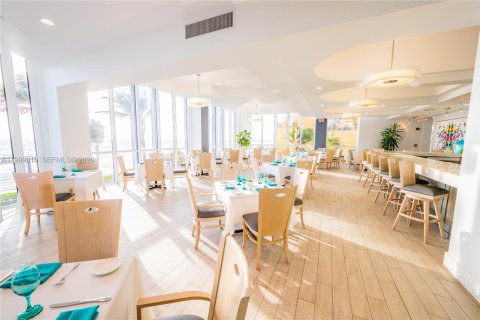 Купить кондоминиум в Санни-Айлс-Бич, Флорида 2 спальни, 165.92м2, № 2066160 - фото 18