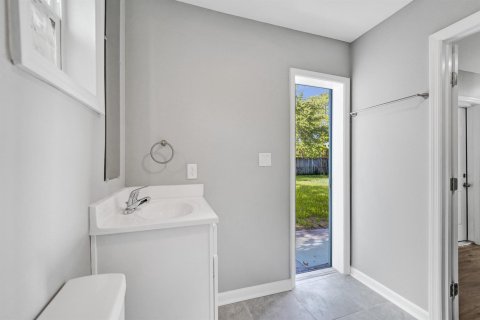 House in Fort Lauderdale, Florida 3 bedrooms, 166.57 sq.m. № 2185529 - photo 16