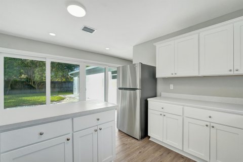 House in Fort Lauderdale, Florida 3 bedrooms, 166.57 sq.m. № 2185529 - photo 10