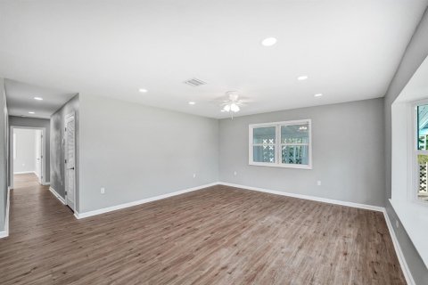 House in Fort Lauderdale, Florida 3 bedrooms, 166.57 sq.m. № 2185529 - photo 6