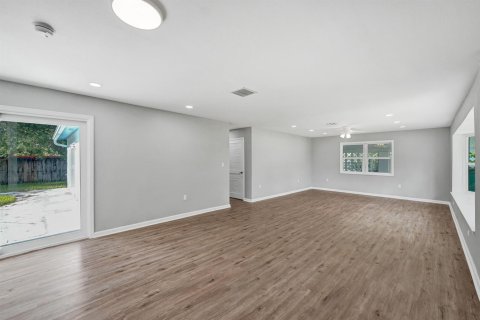 House in Fort Lauderdale, Florida 3 bedrooms, 166.57 sq.m. № 2185529 - photo 7