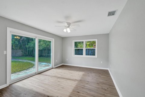 House in Fort Lauderdale, Florida 3 bedrooms, 166.57 sq.m. № 2185529 - photo 18