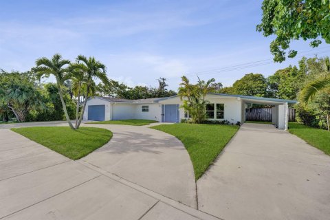 House in Fort Lauderdale, Florida 3 bedrooms, 166.57 sq.m. № 2185529 - photo 3