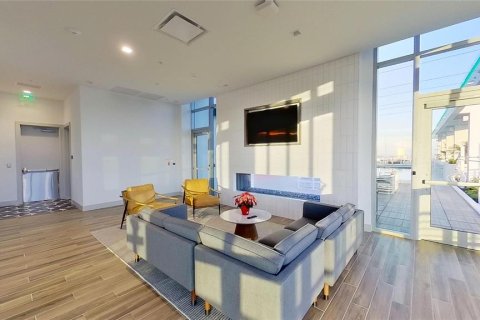 Condo in Saint Petersburg, Florida, 2 bedrooms  № 1881385 - photo 28