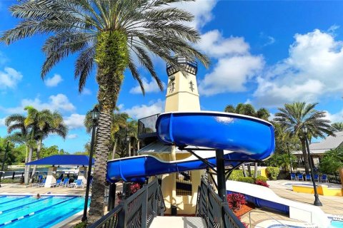 Villa ou maison à vendre à Apollo Beach, Floride: 4 chambres, 271.46 m2 № 2198864 - photo 18