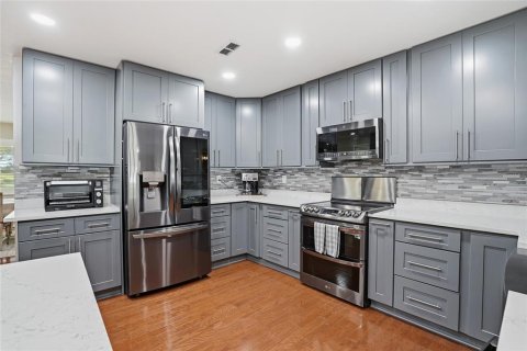 Villa ou maison à vendre à Palm Harbor, Floride: 5 chambres, 224.08 m2 № 2152141 - photo 18