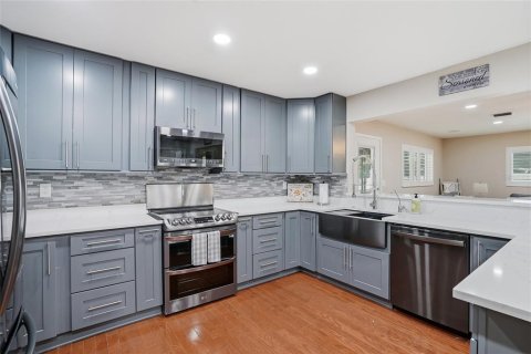 Villa ou maison à vendre à Palm Harbor, Floride: 5 chambres, 224.08 m2 № 2152141 - photo 17