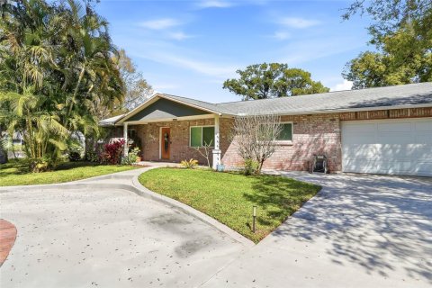 Villa ou maison à vendre à Palm Harbor, Floride: 5 chambres, 224.08 m2 № 2152141 - photo 8